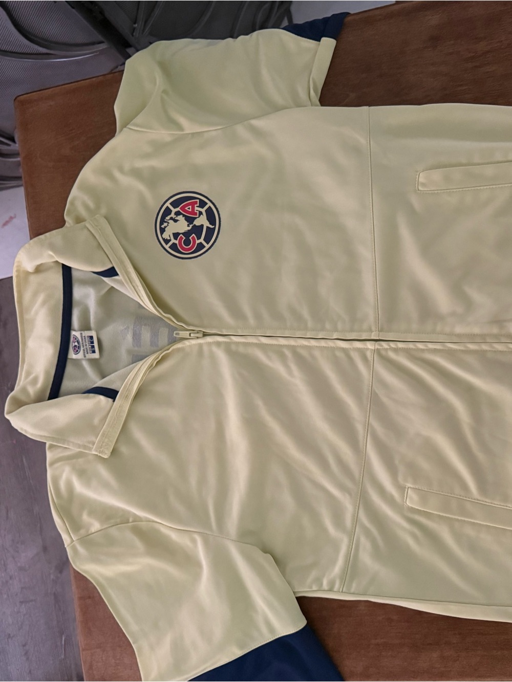 Club Emblem Lightweight Yellow Men's Jacket